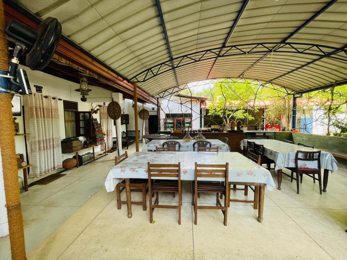 Mangala Lodge Kurunegala Exterior foto